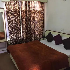 ** Hotel Lotus India
