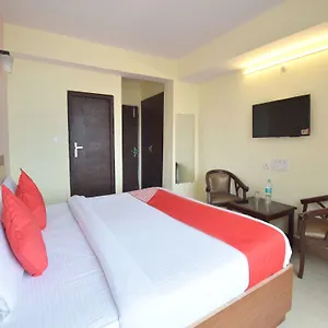 *** Hotel Oyo 8439 Howard India